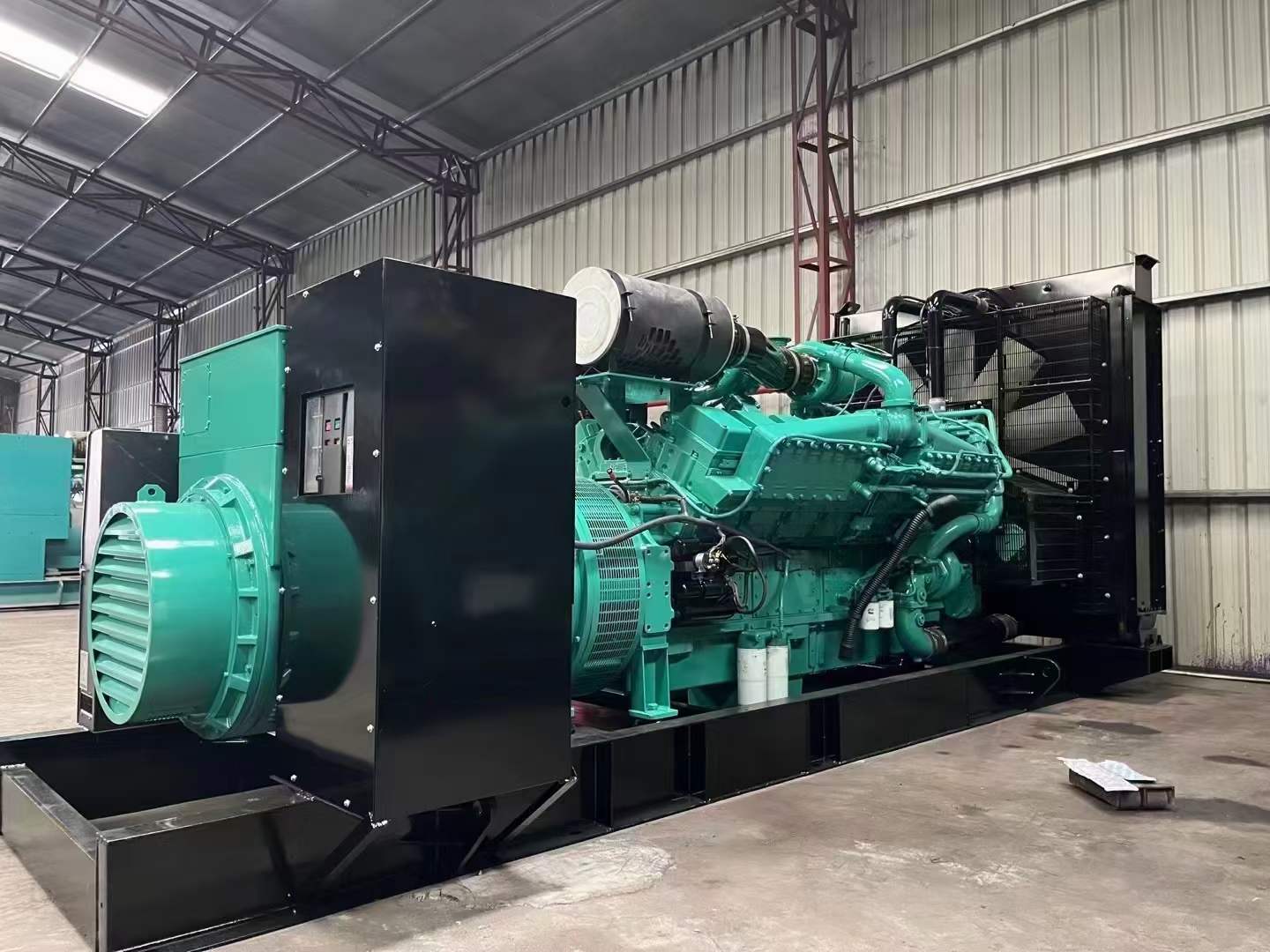 岢岚如何降低 800kW 柴油发电机输出电流的波动？