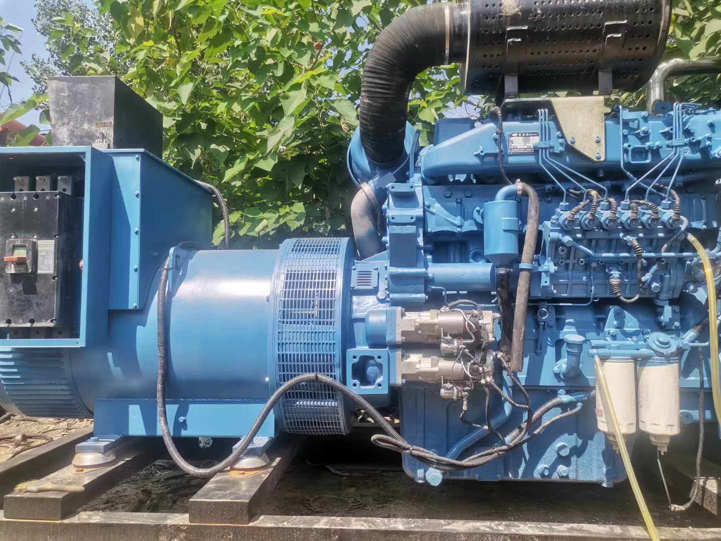 岢岚详细说明降低 800kW 柴油发电机输出电流波动的方法